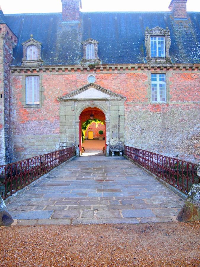 Rânes Le Beauregard Bed & Breakfast エクステリア 写真